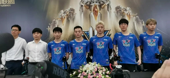 腾讯游戏业务持续升级的背后逻辑解析